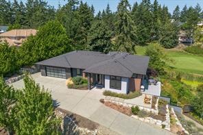 $2,575,000 - 2441 Andover Rd<br>British Columbia, V9P 9G9