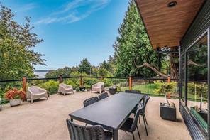 $940,000 - 365 Baker Rd<br>British Columbia, V9G 1X1