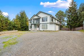 $1,299,000 - 2663 Kia Cres<br>British Columbia, V8H 3B1