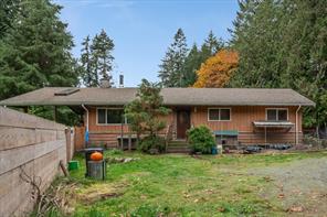 $950,000 - 345 Larch Rd<br>British Columbia, V0R 1X1