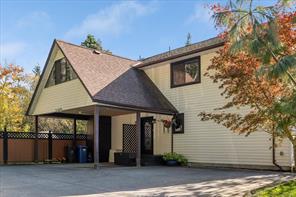 $839,000 - 1611 Cowichan Bay Rd<br>British Columbia, V0R 1N2