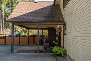 $839,000 - 1611 Cowichan Bay Rd<br>British Columbia, V0R 1N2