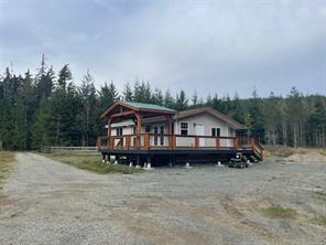 $1,299,000 - 2590 Clark Rd<br>British Columbia, V9Z 0K5