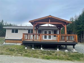 $1,299,000 - 2590 Clark Rd<br>British Columbia, V9Z 0K5