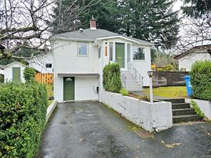 $569,900 - 2229 Anderson Ave<br>British Columbia, V9Y 2W9