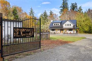 $1,279,000 - 880 Ohiat Rd<br>British Columbia, V9K 2M8