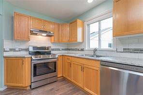 $619,000 - 815 Dunsmuir Cres<br>British Columbia, V9G 1R8