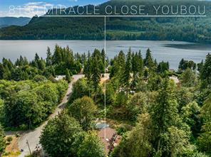 $824,900 - 8130 Miracle Close<br>British Columbia, V0R 3E1