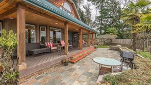 $4,200,000 - 8 Pirates Lane<br>British Columbia, V9R 6R1