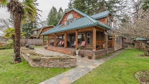 $4,200,000 - 8 Pirates Lane<br>British Columbia, V9R 6R1