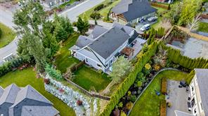 $1,229,900 - 853 Bucktail Rd<br>British Columbia, V8H 1H5