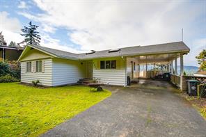 $599,000 - 2584 17th Ave<br>British Columbia, V9Y 3A7