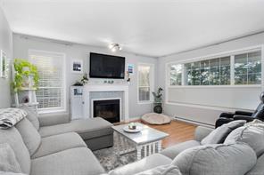 $729,900 - 1071 Shellbourne Blvd<br>British Columbia, V9W 6S2