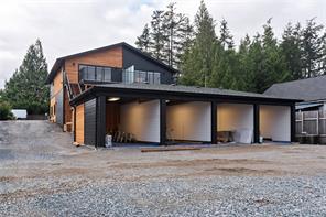 $749,000 - 1683 Larch Rd<br>Ucluelet, British Columbia, V0R 3A0