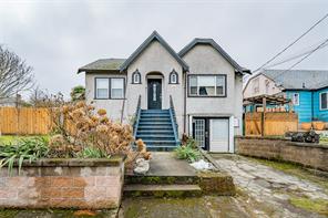 $649,900 - <strong>38 Haliburton St, (Na South Nanaimo)</strong><br>Nanaimo British Columbia, V9R 4V7