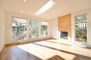 $1,499,000 - 642 Yew Wood Rd<br>Tofino, British Columbia, V0R 2Z0