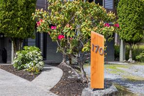 $1,049,000 - 170 Locksley Pl<br>Nanaimo, British Columbia, V9T 4S5