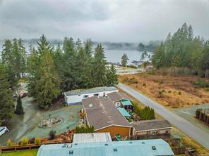 $725,000 - 10325 Lakeshore Rd<br>Port Alberni, British Columbia, V9Y 8G9