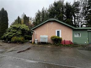 $1,100,000 - 1641 Bowen Rd<br>Nanaimo, British Columbia, V9S 1C7