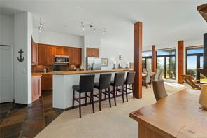 $1,440,000 - 515 Marine Dr<br>Ucluelet, British Columbia, V0R 3A0