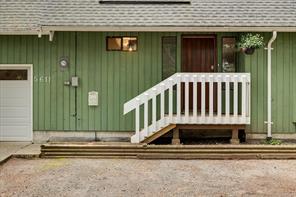 $825,000 - 5611 Porpoise Pl<br>Nanaimo, British Columbia, V9T 5G9