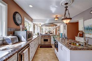 $1,799,900 - 3685 Planta Rd<br>Nanaimo, British Columbia, V9T 3E8