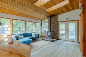$899,900 - 7636 Bell Rd<br>Port Alberni, British Columbia, V9Y 9E6
