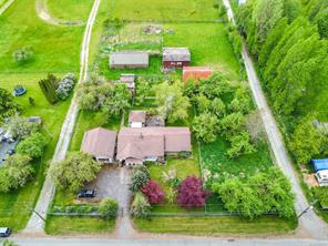 $799,000 - 6274 Ferguson Rd<br>British Columbia, V9Y 8L4