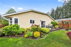 $649,000 - 4750 Uplands Dr<br>Nanaimo, British Columbia, V9T 5V1