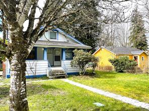 $574,900 - 4438 Adelaide St<br>Port Alberni, British Columbia, V9Y 6N1