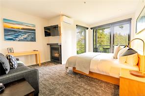 $335,000 - 596 Marine Dr<br>Ucluelet, British Columbia, V0R 3A0