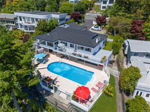 2820 Hammond Bay Rd, Na Departure Bay real estate property for sale in Nanaimo British Columbia, V9T 1E2