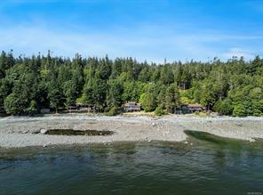 $1,975,000 - 7884 Lenwood Rd<br>British Columbia, V9J 1V4