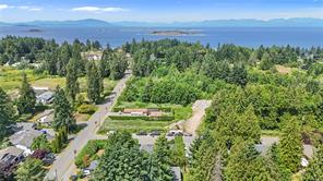 $749,900 - 7361 Lynn Dr<br>Lantzville, British Columbia, V0R 2H0