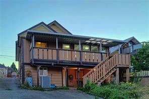 $719,900 - 18 Gillespie St<br>Nanaimo, British Columbia, V9R 4Y3