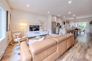 $895,000 - 625 Hellesen Dr<br>Tofino, British Columbia, V0R 2Z0