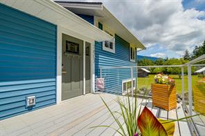 $2,450,000 - 7801-7807 Beaver Creek Rd<br>Port Alberni, British Columbia, V9Y 8N3
