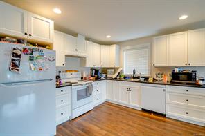 $999,900 - 2615 5th Ave<br>Port Alberni, British Columbia, V9Y 2G2