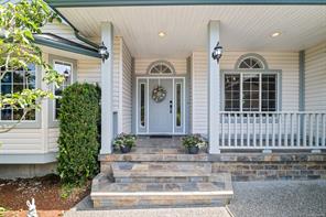 $1,050,000 - 1187 Osprey Dr<br>British Columbia, V9L 3S3