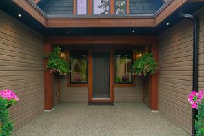 $1,950,000 - 5625 Willow Rd<br>Port Alberni, British Columbia, V9Y 8V4