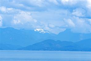 $1,596,000 - 5948 Waldbank Rd<br>Nanaimo, British Columbia, V9V 1C8