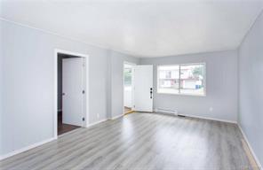 $499,000 - 674 Farquhar St<br>Nanaimo, British Columbia, V9R 2E5