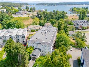 $449,000 - 24 Prideaux St<br>Nanaimo, British Columbia, V9R 2M4