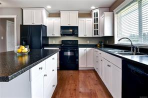 $859,900 - 4837 Fairbrook Cres<br>Nanaimo, British Columbia, V9T 6M6