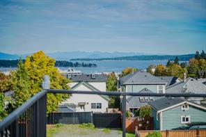 $799,000 - 446 Kennedy St<br>Nanaimo, British Columbia, V9R 2J5