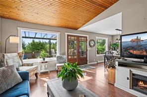 $799,900 - 1669 Gerrand Rd<br>Nanaimo, British Columbia, V9X 1W1