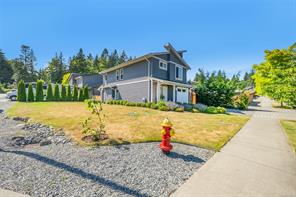 $719,900 - 1341 Blue Heron Rd<br>Nanaimo, British Columbia, V9X 0B4