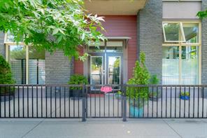 $419,000 - 555 Franklyn St<br>Nanaimo, British Columbia, V9R 2X9