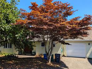 $939,000 - 618 Beach Dr<br>Nanaimo, British Columbia, V9S 2X9