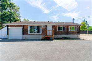 $1,799,000 - 7425 Lantzville Rd<br>Lantzville, British Columbia, V0R 2H0